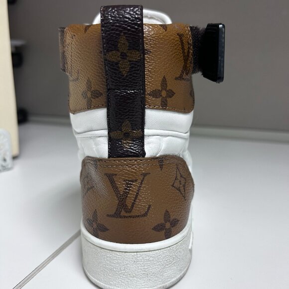 Louis Vuitton High-Top Sneaker – White Leather & Monogram Canvas - Picture 2 of 7